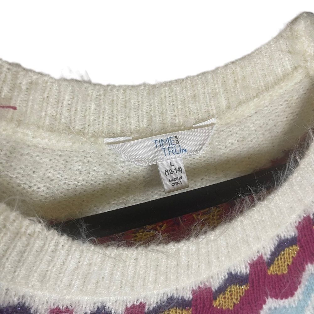 Time and Tru super soft pull over sweater - Picture 4 of 6
